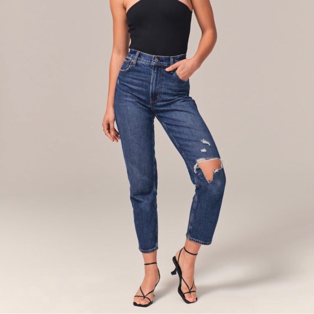 Curve Love - High Rise Mom Jean